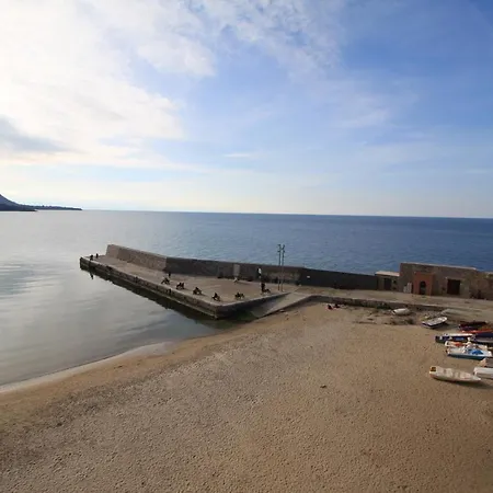 Apartment Sea Fly Balcony Cefalu