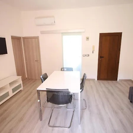 Sea Fly Balcony Apartment Cefalu